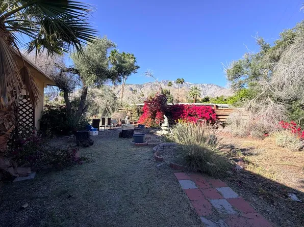 2290 N Milben Cir, Palm Springs, CA 92262