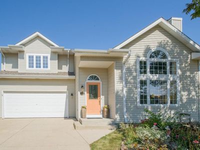 890 W Cardinal Cir, Oak Creek, WI, 53154