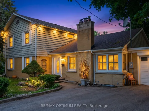 18 Armstrong St, Brampton, ON L6W 1W6