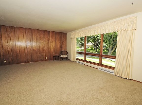 2nd image of 1425 Wyldewood Dr