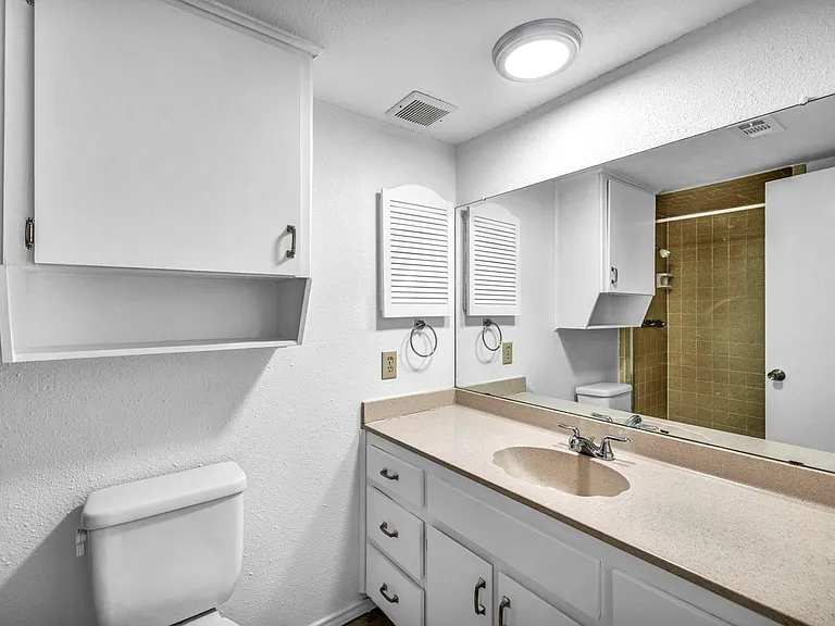 4010 Cima Serena Dr #B — Photo 12