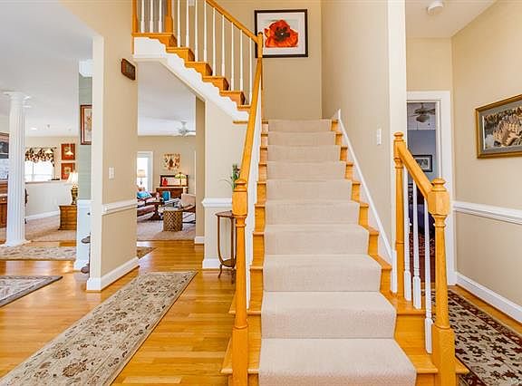 5th image of 9315 Shelton Pointe Dr