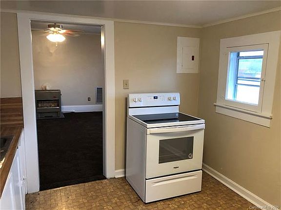 5th image of 628 E Main St #C
