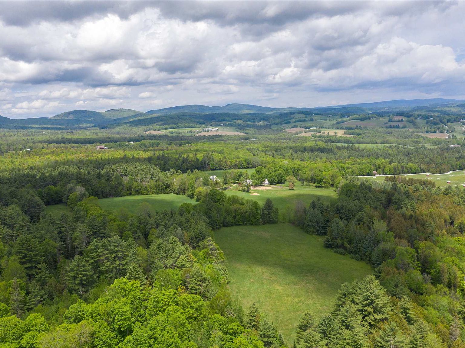 529 Gov. Wentworth Grant Road, Peacham, VT 05862 Zillow