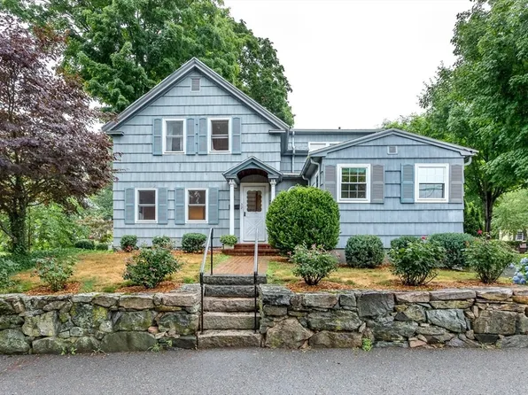 32 Centre St, Canton, MA 02021
