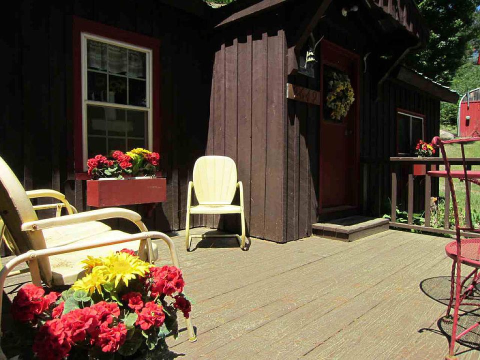 2661 Lake Rd, Johnsburg, NY 12843 Zillow