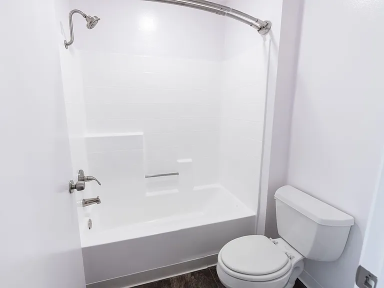 1223 Federal Ave — Photo 63