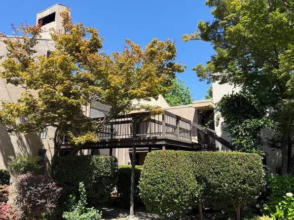 2292 Woodside Ln Unit 16, Sacramento, CA 95825