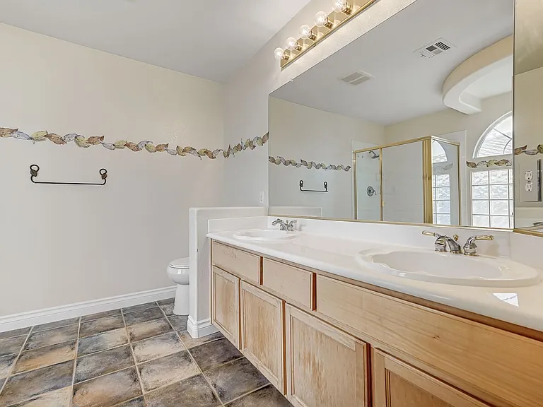 10130 Walhalla Plateau Ct — Photo 34