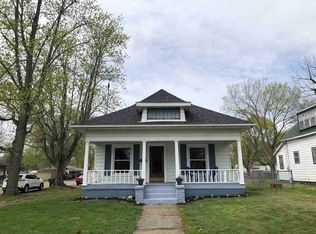 843 S 4th St, Clinton, IN 47842