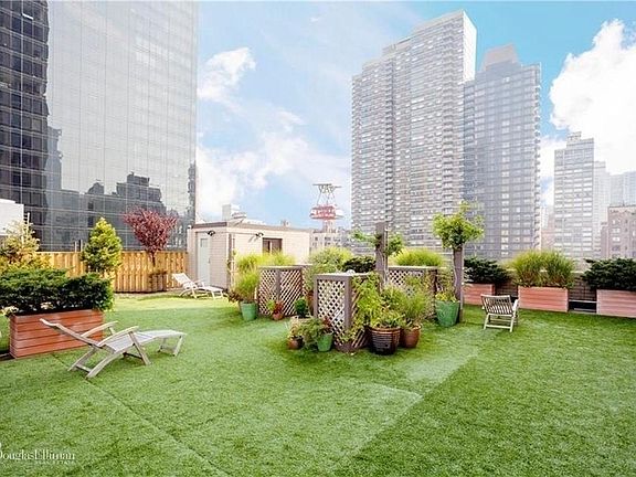 4th image of 401 E 60th St APT 6E