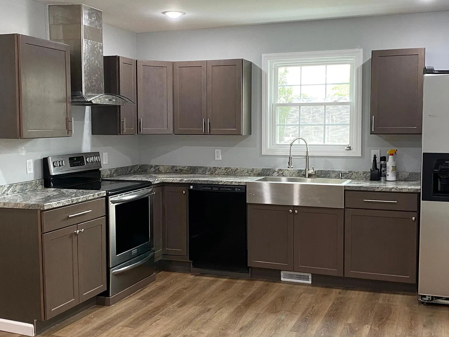 2 bed, 1068 sqft, $1,800 — Photo 2