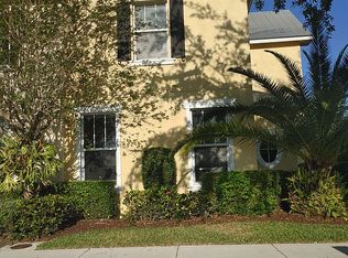 10651 SW Cam Run, Port Saint Lucie, FL 34987