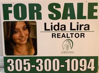 15490 SW 10th St, Miami, FL 33194