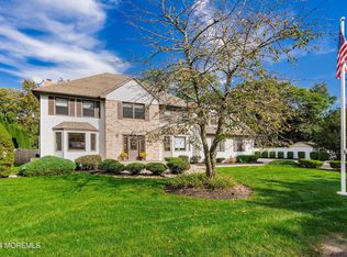 30 Verrazano Dr, Middletown, NJ 07748