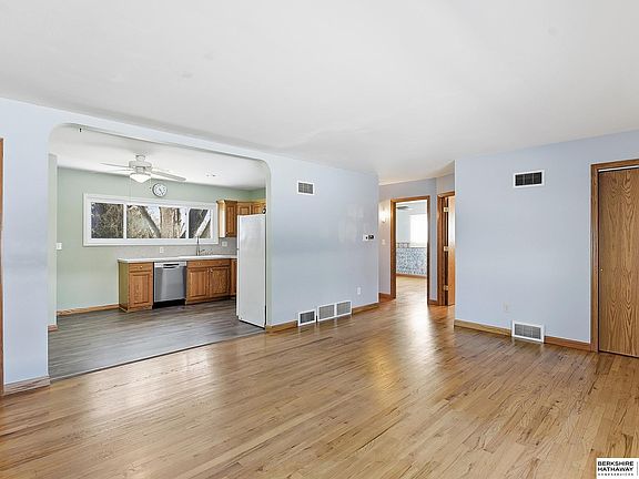 5th image of 317 N Osage St
