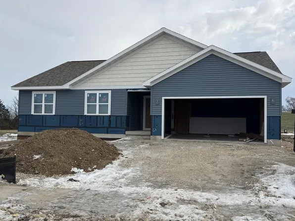 200 Wild Rose Way #89, Stoughton, WI 53589