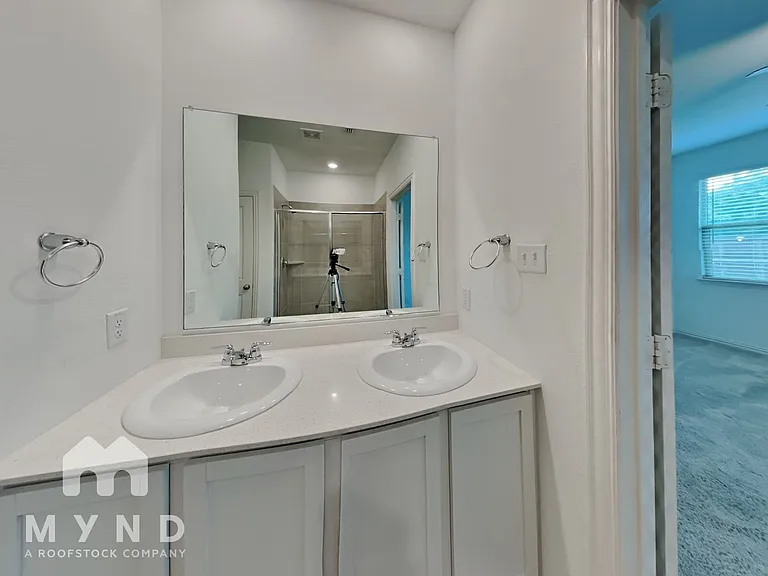 4900 Parrington Dr — Photo 20