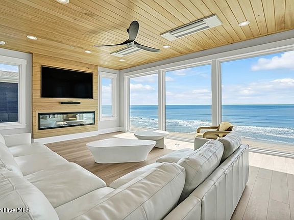 4th image of 4213 W Beach Drive