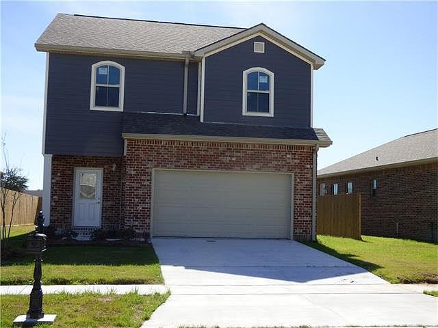 1st image of 2320 N Village Ct