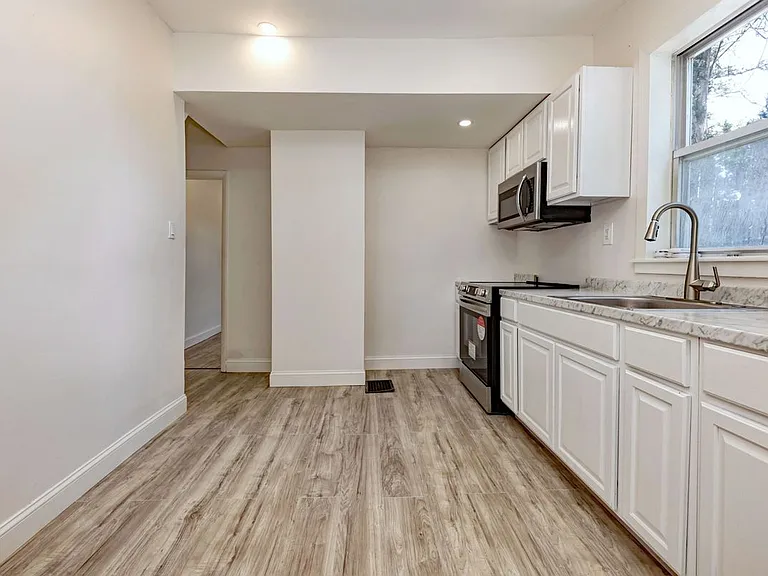330 Naugatuck Ave — Photo 27