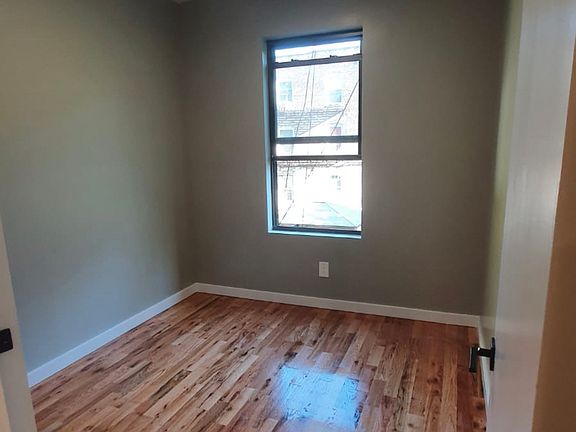 4th image of 1230 College Ave #2B