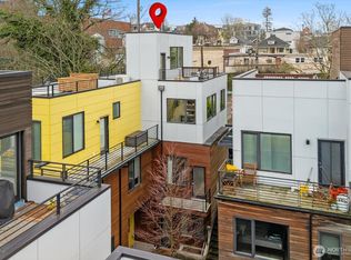 3813 Fremont Lane N, Seattle, WA 98103