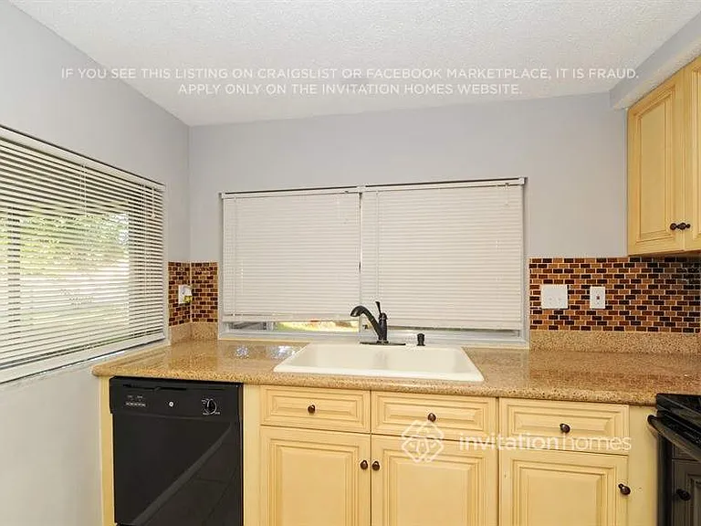 8701 Lincolnshire Dr — Photo 6