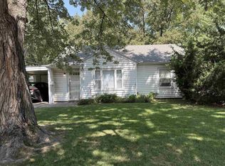 2418 SW 24th St #1, Topeka, KS 66611