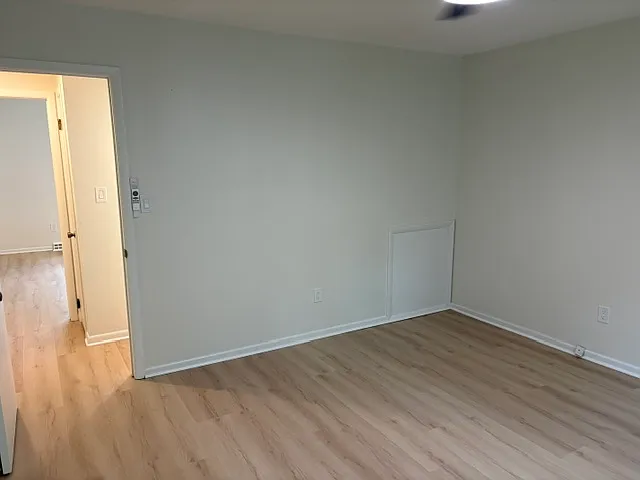 1247 Chateau Dr — Photo 30