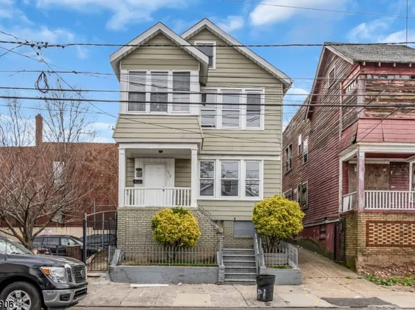 672 S 18Th St, Newark City, NJ 07103