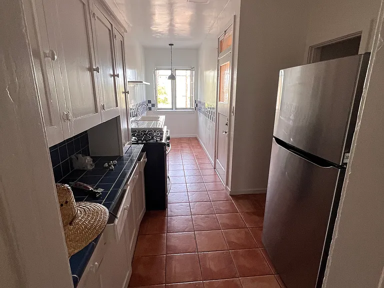 4600 Los Feliz Blvd #208 — Photo 6