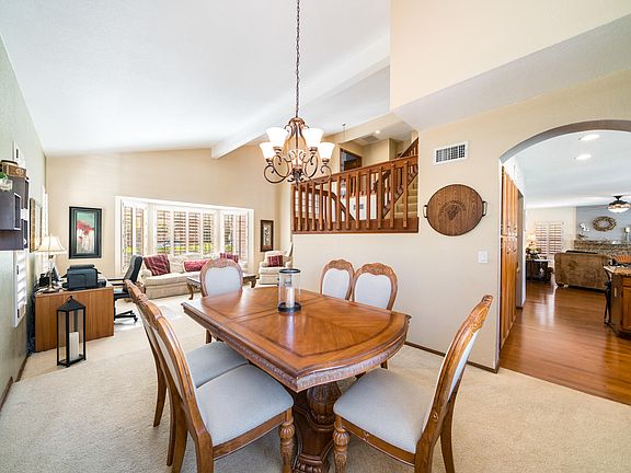 5th image of 1458 W Islandia Dr