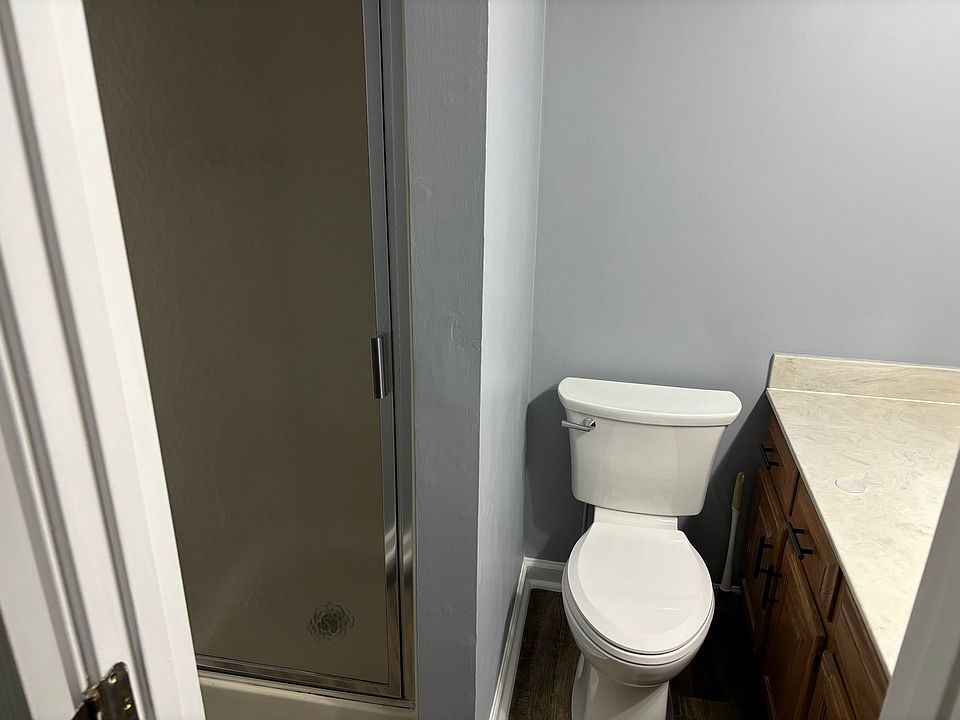 1st image of 420 Fern Rd