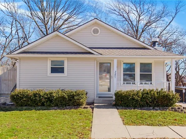 7221 N Kentucky Ave, Kansas City, MO 64158