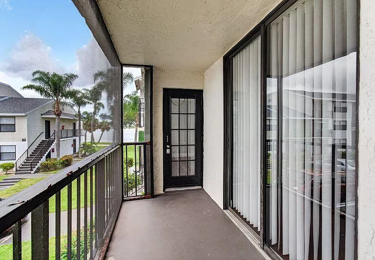 728 Executive Center Dr #29 — Photo 18