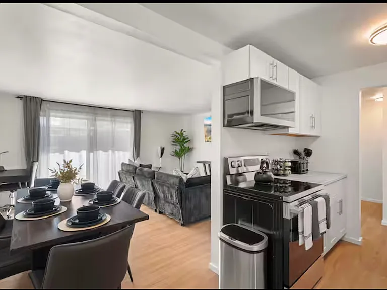 4505 Linden Ave N #202 — Photo 6