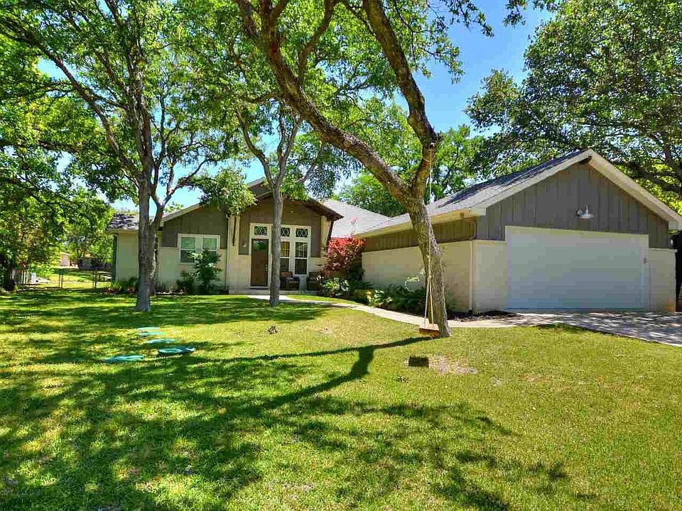 1st image of 615 Highland Dr
