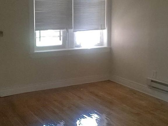 4th image of 3514 W Grenshaw St
