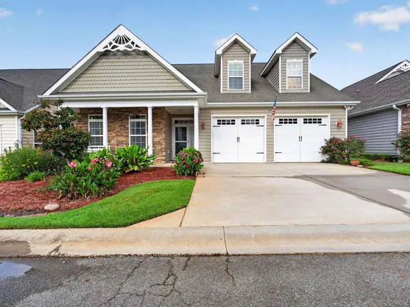 107 Fairway Oaks Dr, Perry, GA 31069