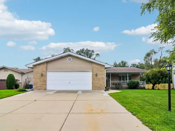 12701 Goldenrod Pl, Saint John, IN 46373