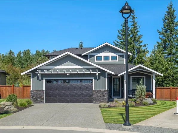 792 Salal St, Campbell River, BC V9H 0E7