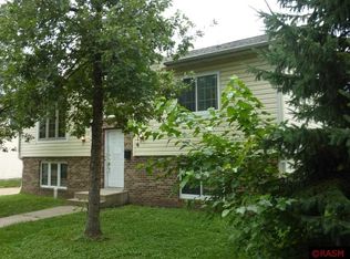 416 Park Row, Saint Peter, MN 56082