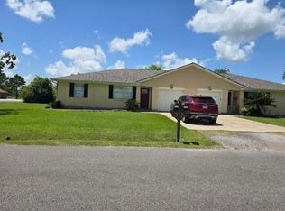 17415 Fir Rd, Alvin, TX 77511