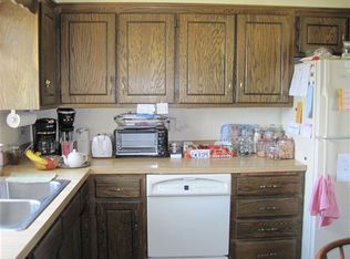 1335 73rd Ave NE, Fridley, MN 55432