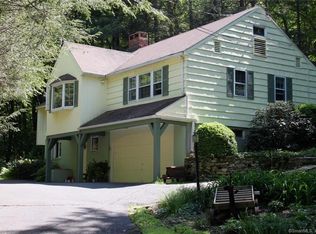 97 Grassy Hill Rd, Woodbury, CT 06798