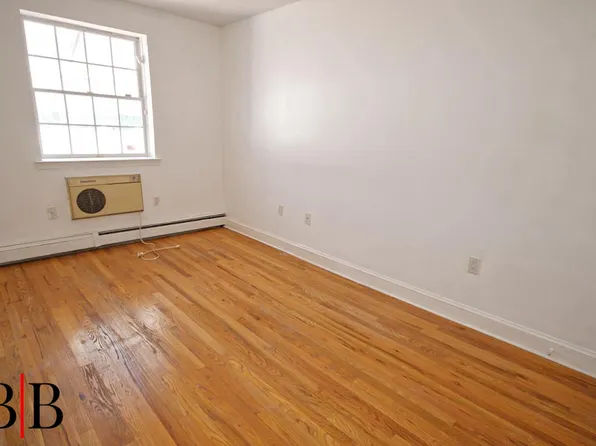 1039 East 86th Street image 10 of 22