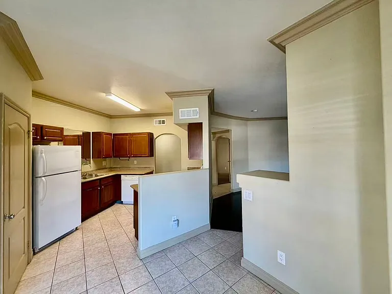 5525 W Flamingo Rd #1019 — Photo 6