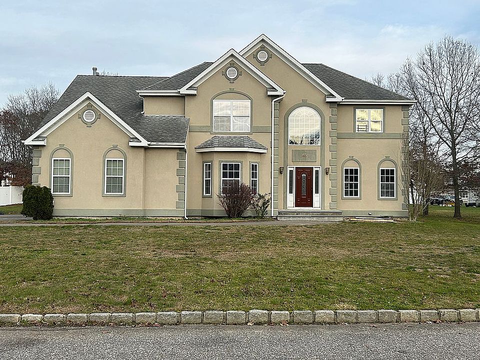 1st image of 48 Jordan Dr