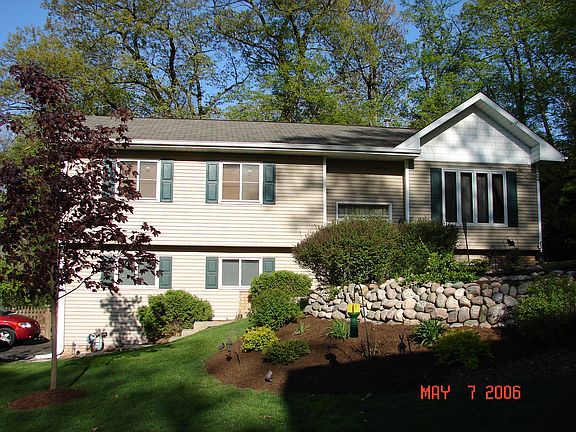 2nd image of 125 Wildwood Dr